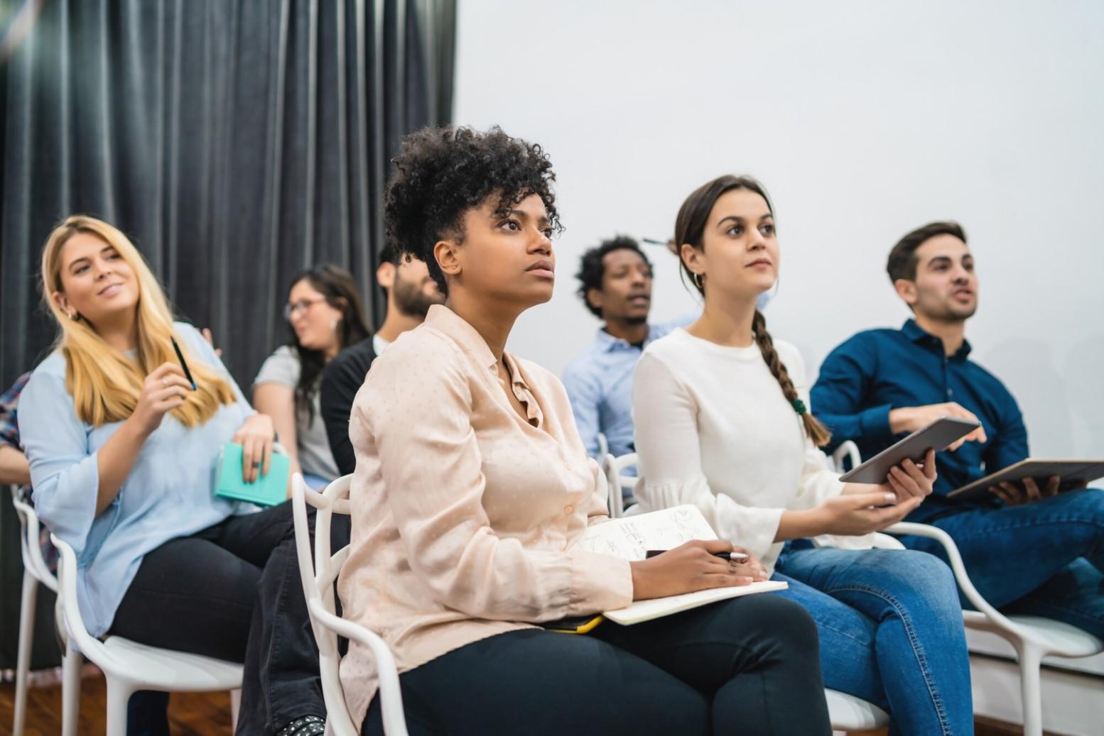 Espacio de trabajo colaborativo donde desarrollamos estrategias presupuestarias